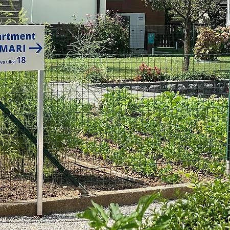 アパート Anmari &